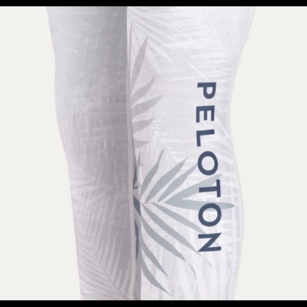 Peloton leggings (white palm) size L